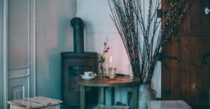 découvrez comment régler et optimiser les paramètres de votre poêle à granulés pour un chauffage efficace et économique.