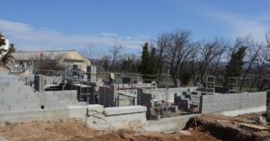 découvrez maprimerénov, le dispositif d'aide financière pour rénover votre logement et améliorer son efficacité énergétique. simplifiez vos démarches et profitez d'un soutien adapté à vos projets de rénovation.
